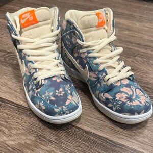 Nike SB Dunk High Hawaii